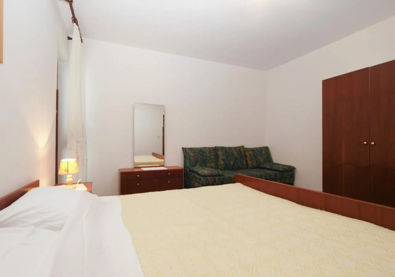 Apartments Evelina 1057 Pjescana Uvala