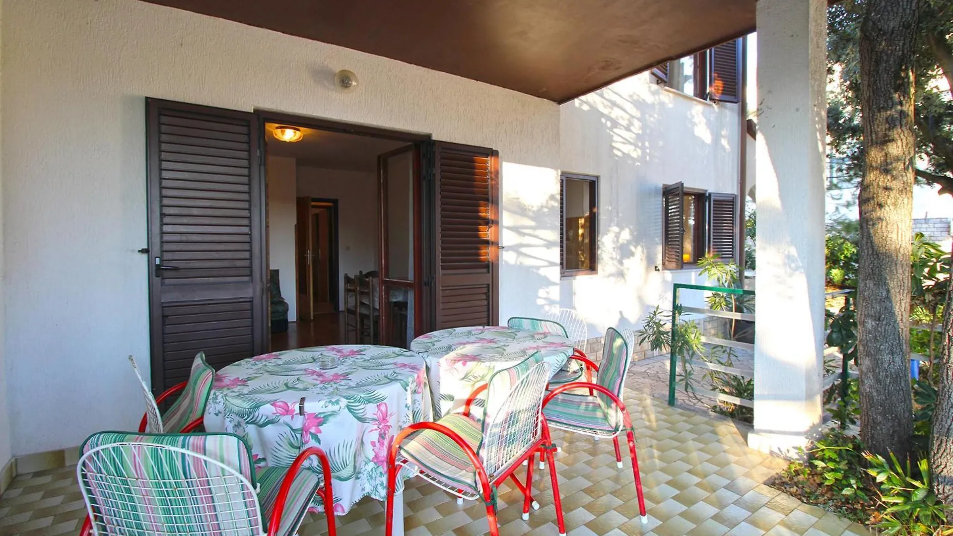 Apartments Evelina 1057 Pjescana Uvala