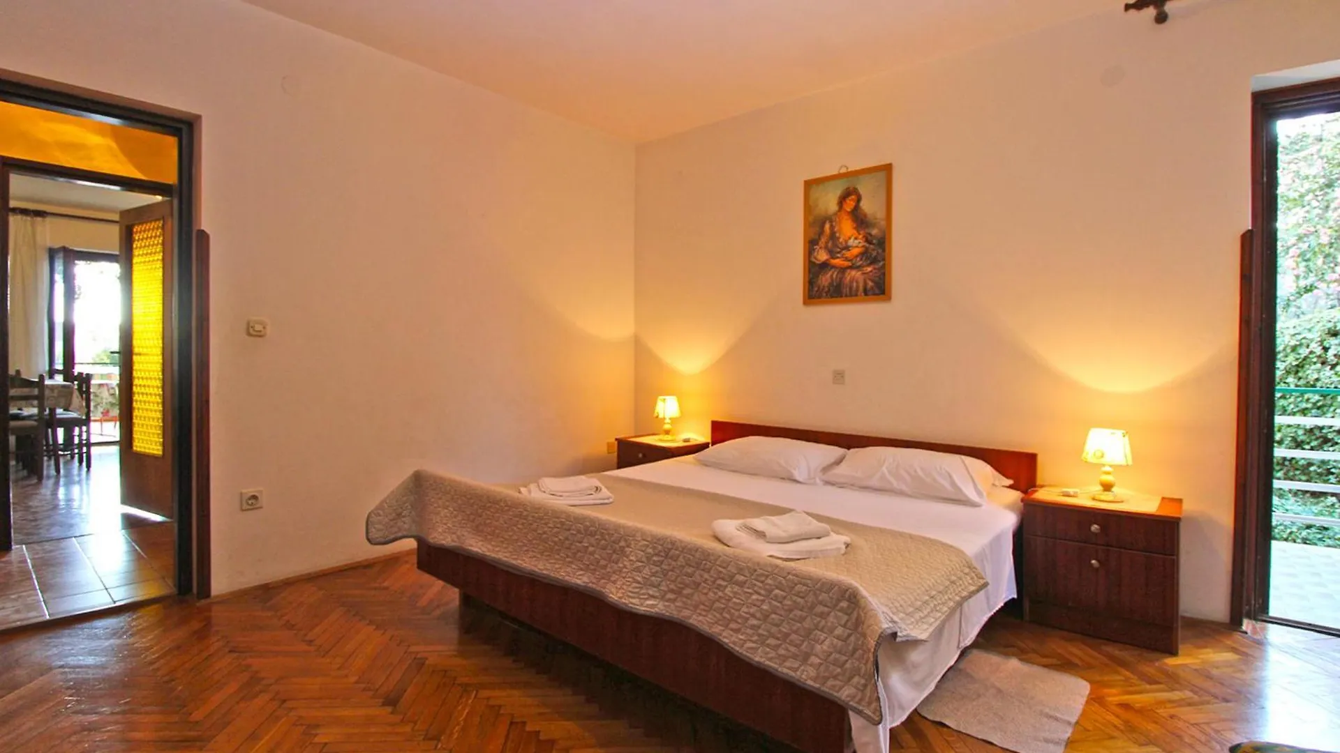 Apartments Evelina 1057 Pjescana Uvala