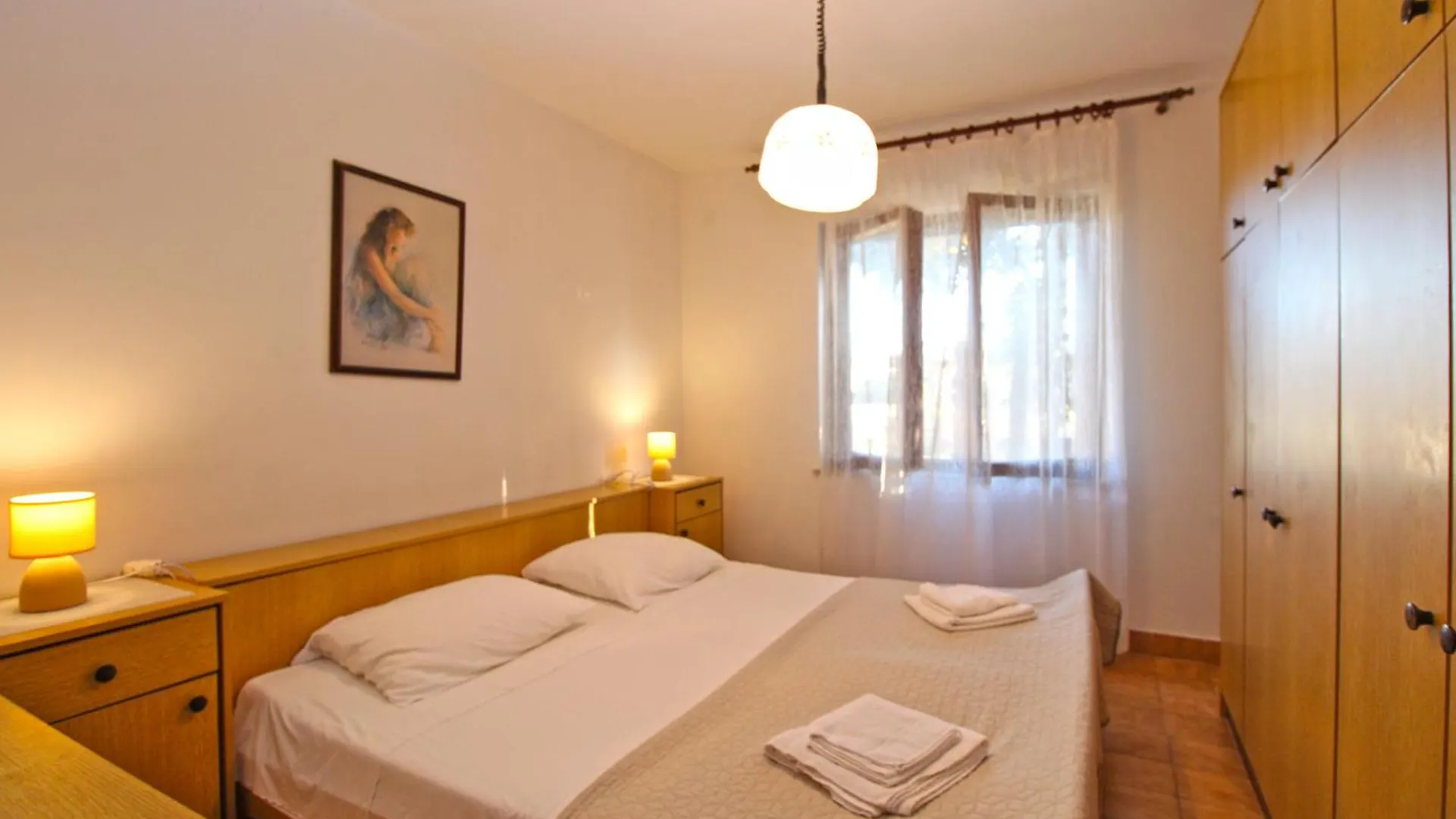 Apartments Evelina 1057 Pjescana Uvala