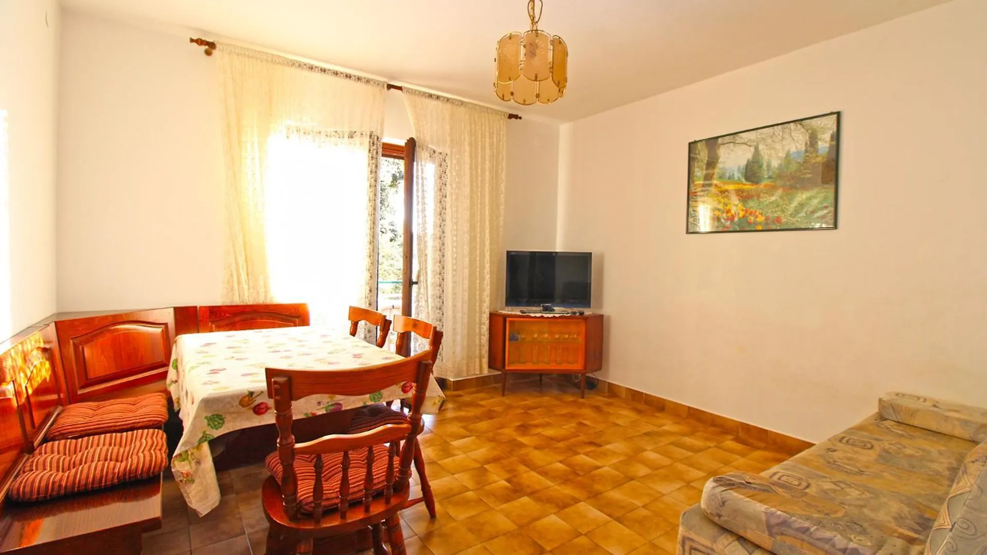 Apartments Evelina 1057 Pjescana Uvala Croatia