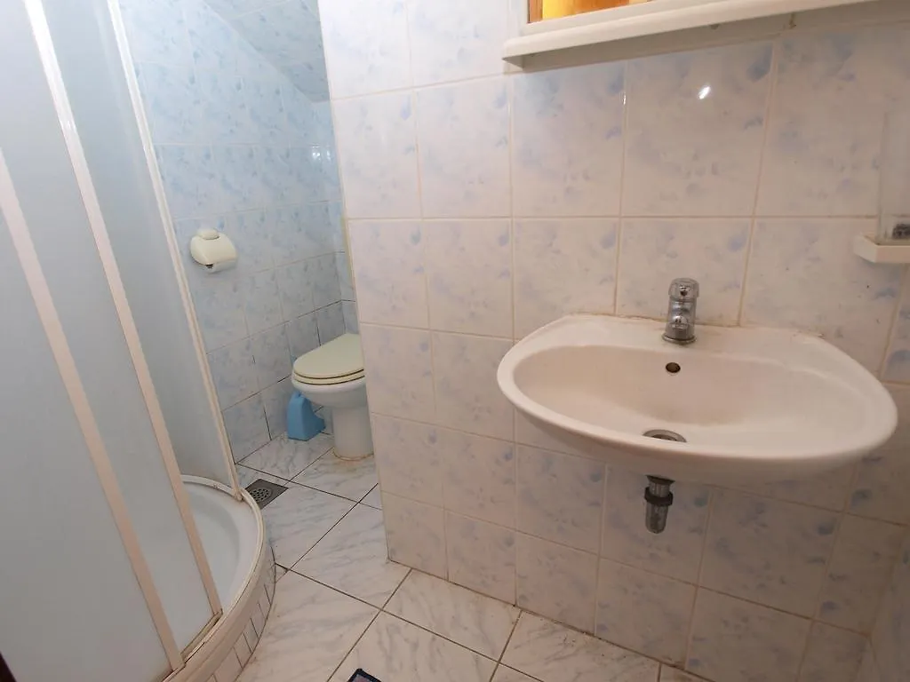 Apartments Evelina 1057 Pjescana Uvala