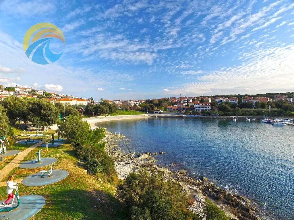 Apartments Evelina 1057 Pjescana Uvala 0*,